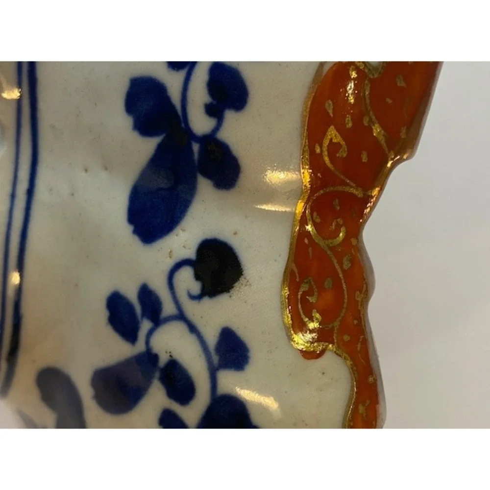 Antique Japanese Imari Scalloped Fan Bowl Hand Painted Gold Gilt Moriage 8 inch